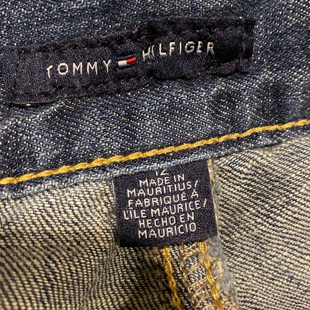 Tommy Hilfiger Denim shorts - Picture 6 of 7